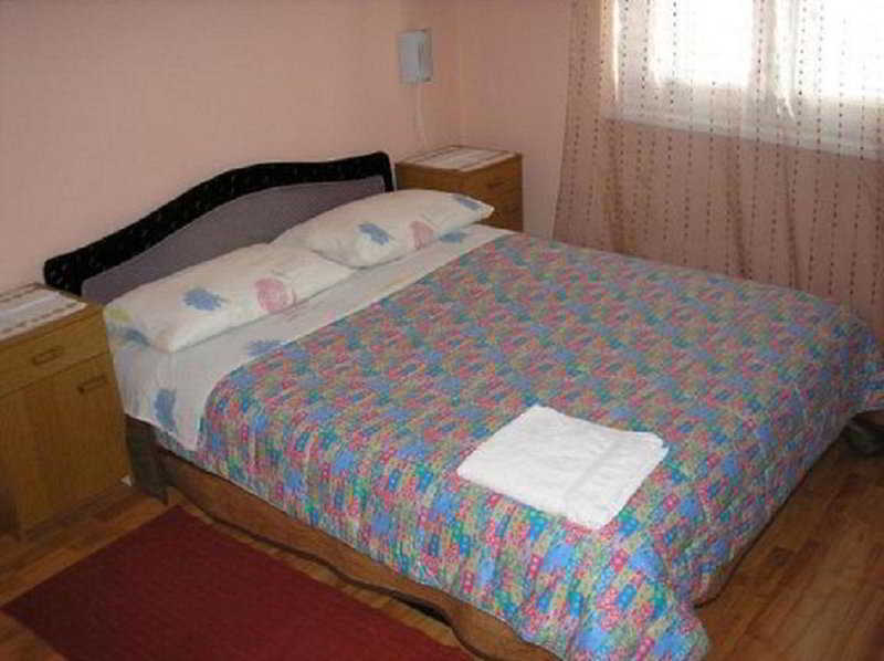 Split Apartments Peric Екстер'єр фото