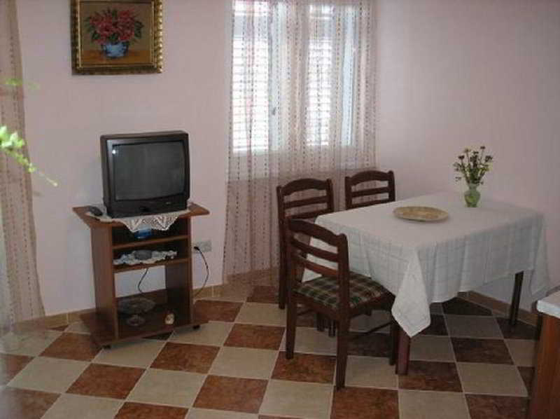 Split Apartments Peric Екстер'єр фото
